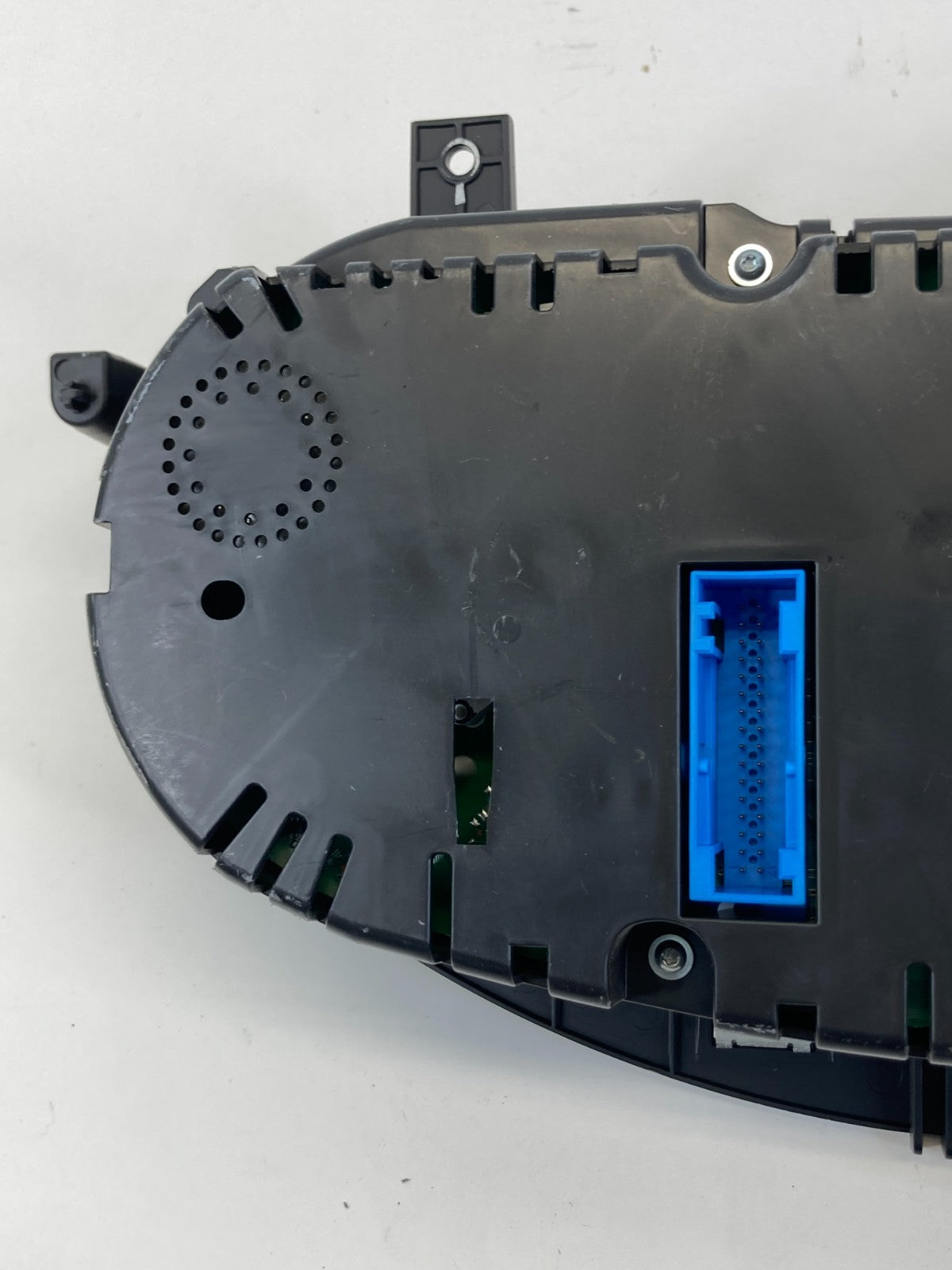 2010 2011 Volkswagen CC Cluster Speedometer Gauges 144.571 Miles A2C5-3219792