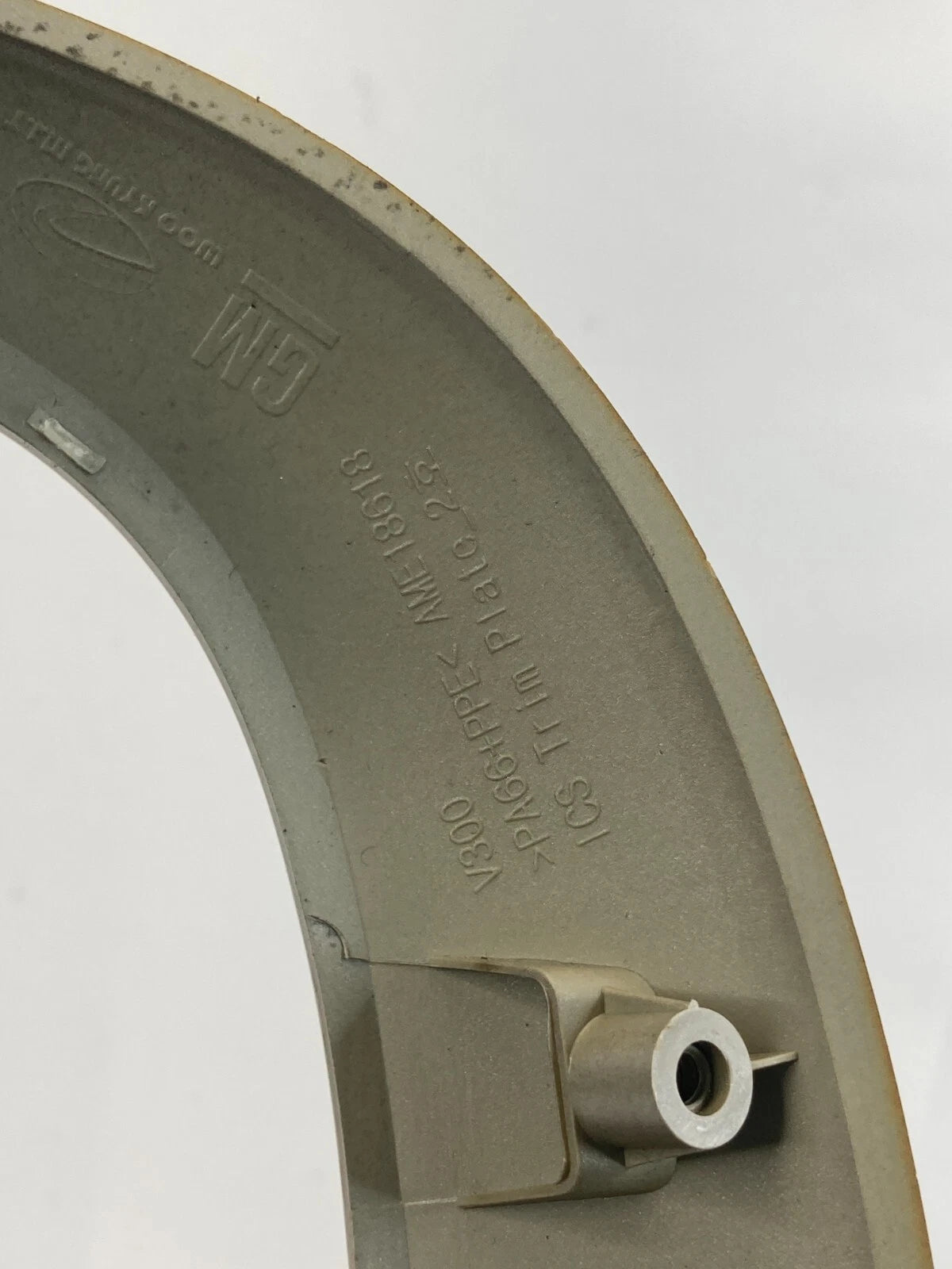 2013-2015 CHEVROLET CHEVY MALIBU CENTER DASH RADIO VENT SHIFTER BEZEL TRIM OEM