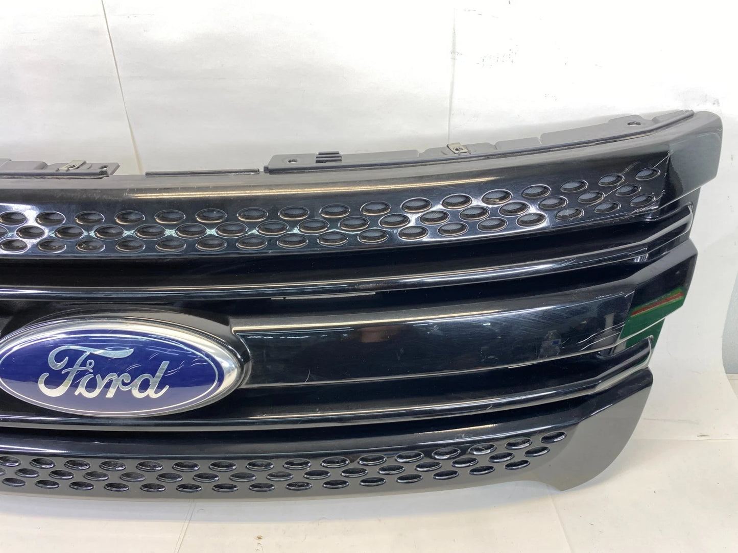 2013-2015 FORD POLICE INTERCEPTOR UTILITY 11-15 EXPLORER FRONT UPPER GRILLE OEM