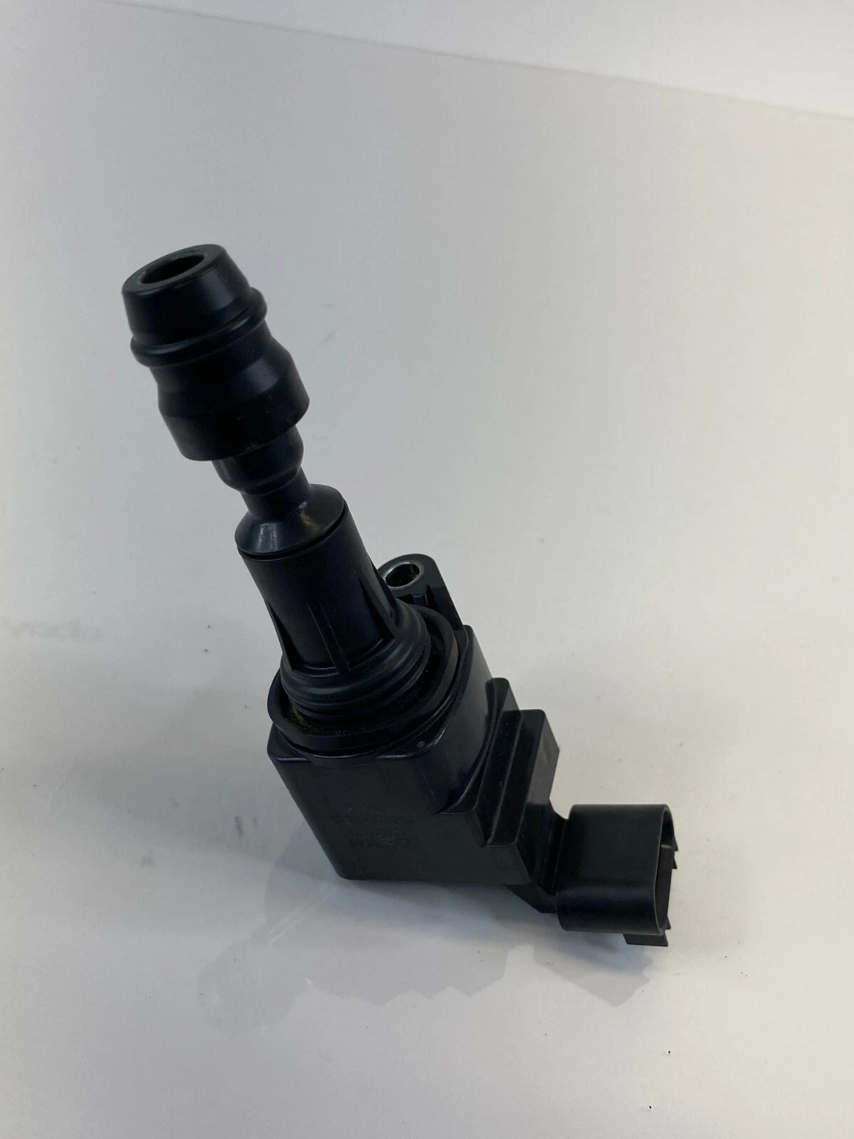 2007-2010 SATURN VUE 2.4L ENGINE IGNITION COIL IGNITOR ASSEMBLY 12578224 OEM