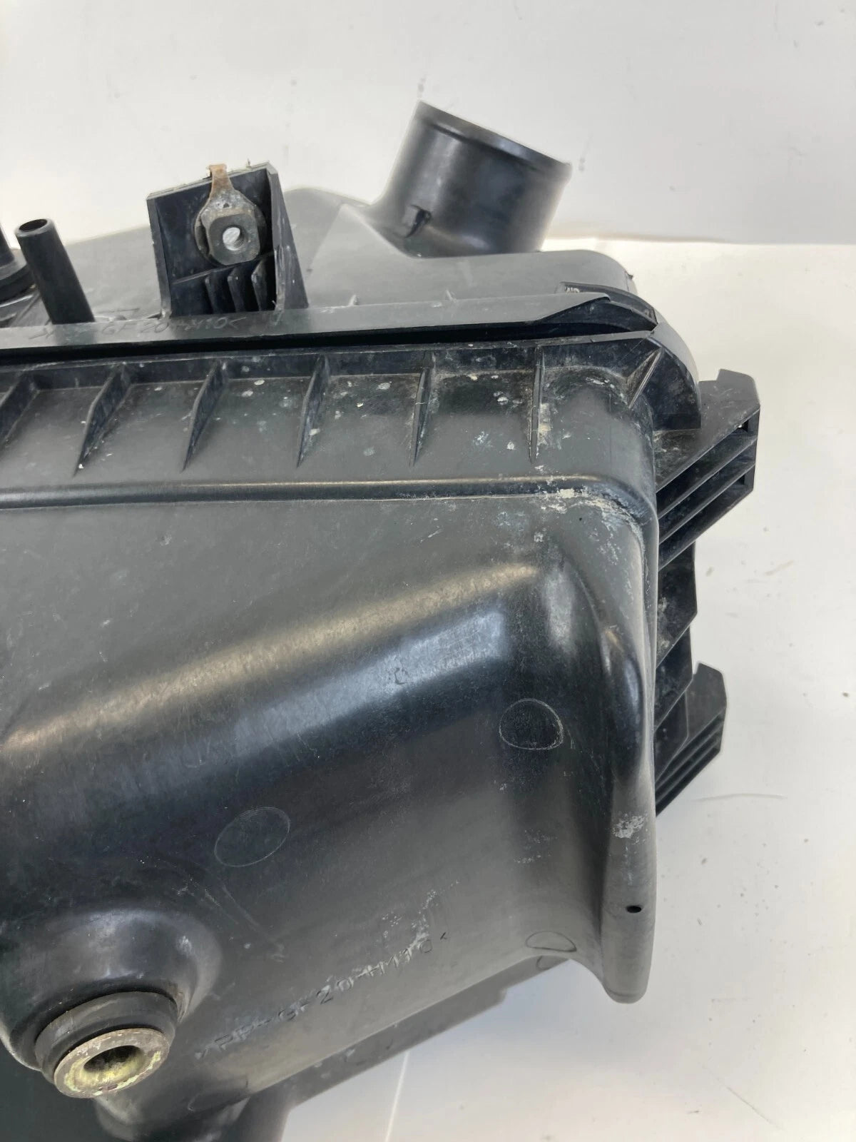 1997-1999 TOYOTA CAMRY 2.2L AIR CLEANER FILTER BOX ASSEMBLY 17705-03090 OEM