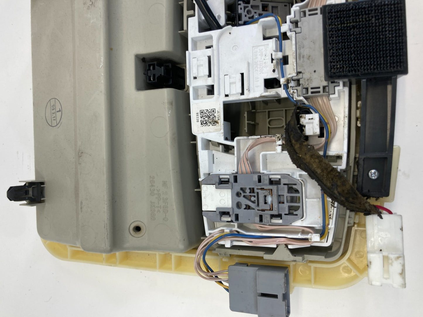 2009-2013 Infiniti G37 Sedan Overhead Console Dome Map Lamp w Sunroof Switch