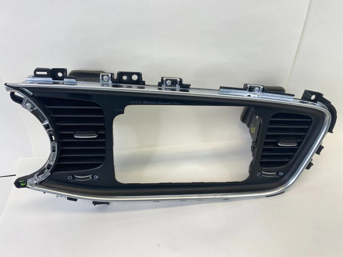 2014-2016 KIA OPTIMA RADIO DASH TRIM BEZEL SURROUND AIR VENTS ENCLOSURE OEM