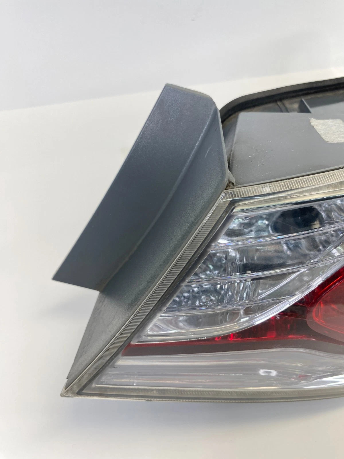 2011-2015 Hyundai Sonata HYBRID Right Passenger Tail Light Taillight Outer OEM