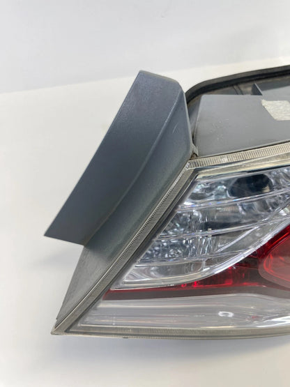 2011-2015 Hyundai Sonata HYBRID Right Passenger Tail Light Taillight Outer OEM