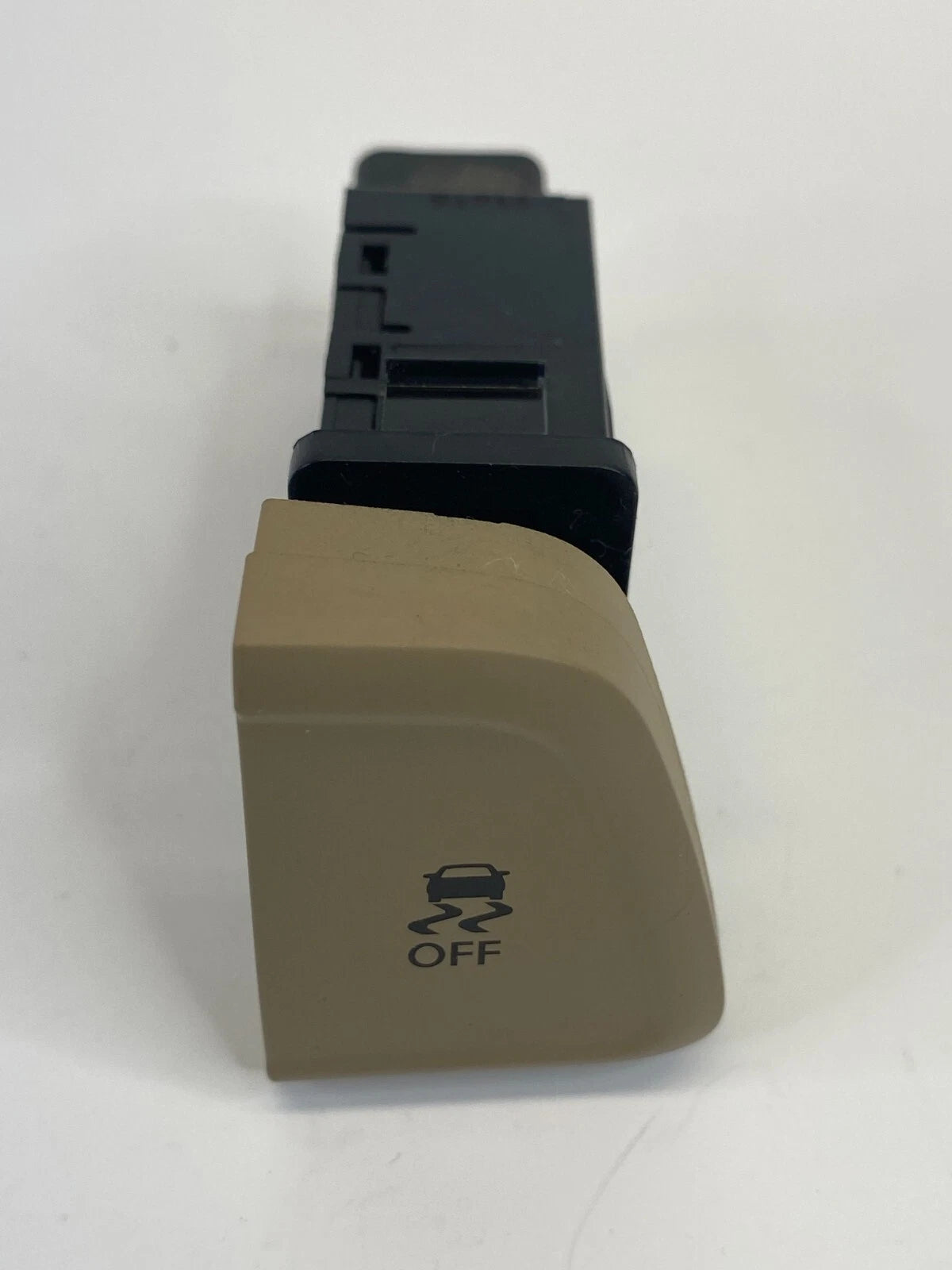 2011-2013 HYUNDAI ELANTRA 1.8L DASH STAB TRACTION CONTROL SWITCH 202007239 OEM