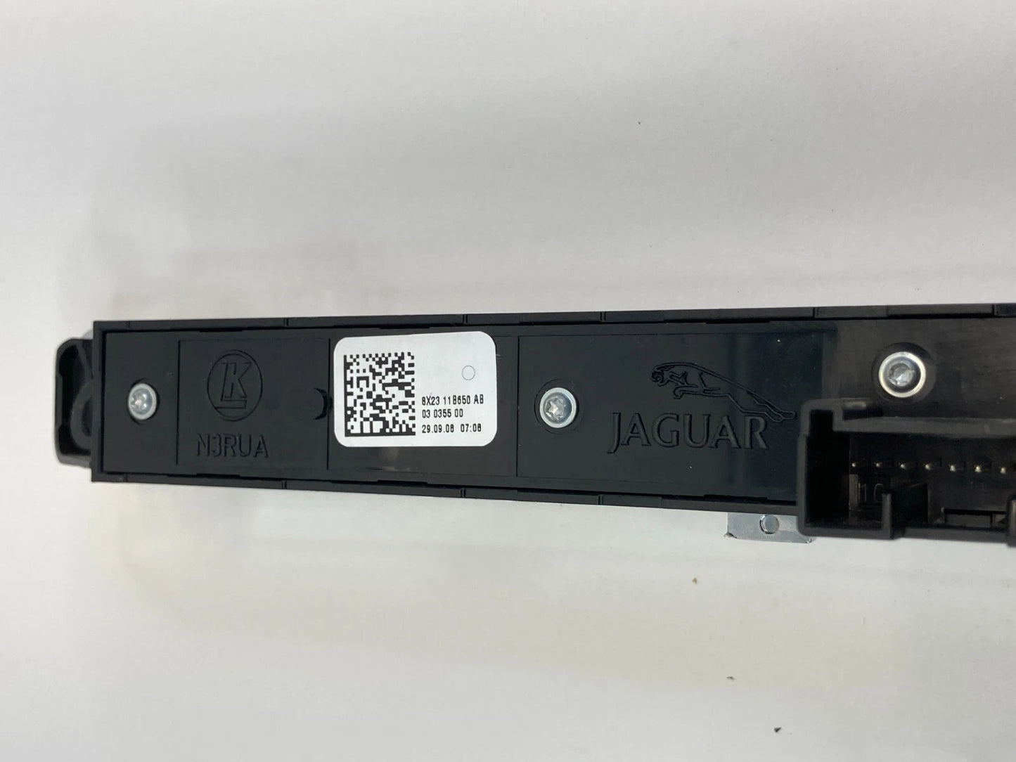 09-12 JAGUAR XF DASH INSTRUMENT PANEL HAZARD LIGHT CONTROL SWITCH 8X2311B650AB