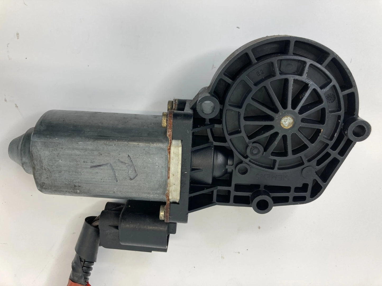 2002-2004 FORD EXPLORER REAR LEFT DRIVER SIDE DOOR WINDOW MOTOR 1L2414A366AC OEM