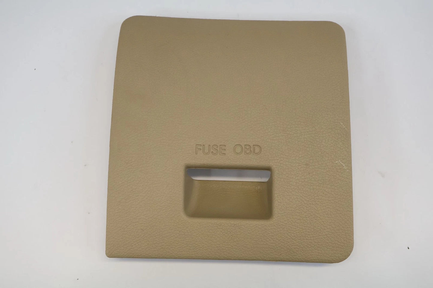 12-17 HYUNDAI ACCENT INTERIOR DASH FUSE BOX ACCESS COVER LID CAP 84755-1R000 OEM