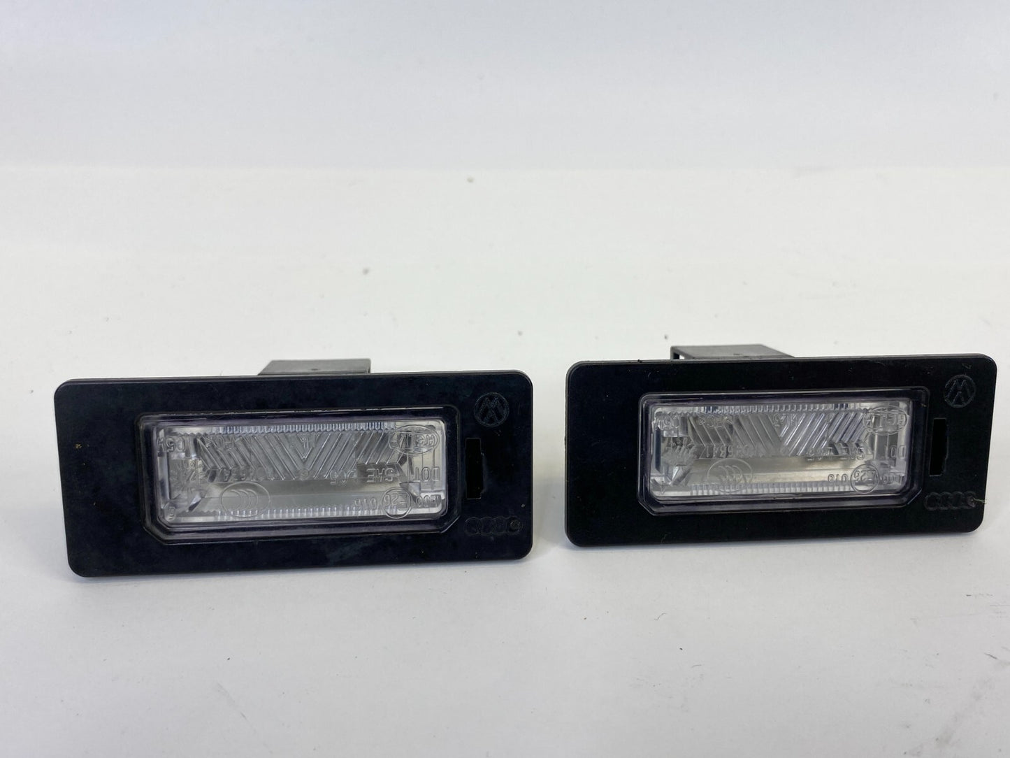2009-2012 Audi A4 Quattro Rear Trunk Lid License Plate Light Lamp Set Pair OEM