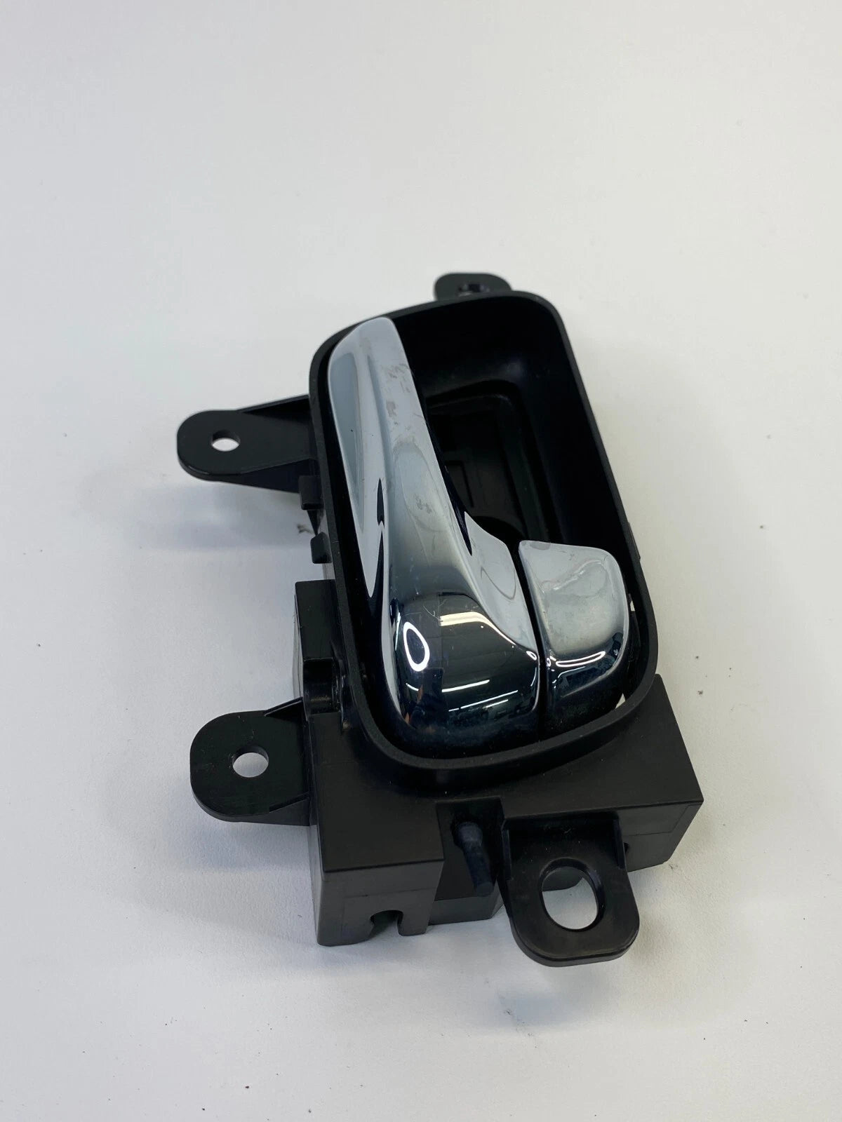 2007 2008 INFINITI G35 SEDAN FRONT RIGHT PASSENGER SIDE INTERIOR DOOR HANDLE OEM