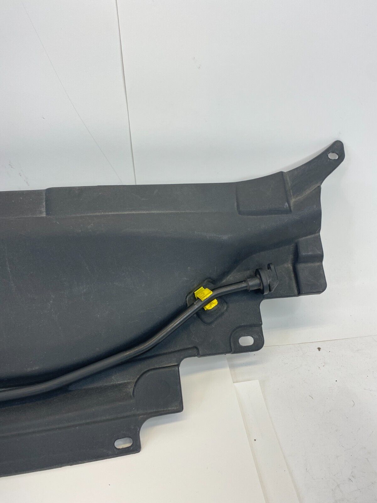 2013-2020 Ford Fusion Front Radiator Upper Sight Shield Cover DS73-16613-AF OEM