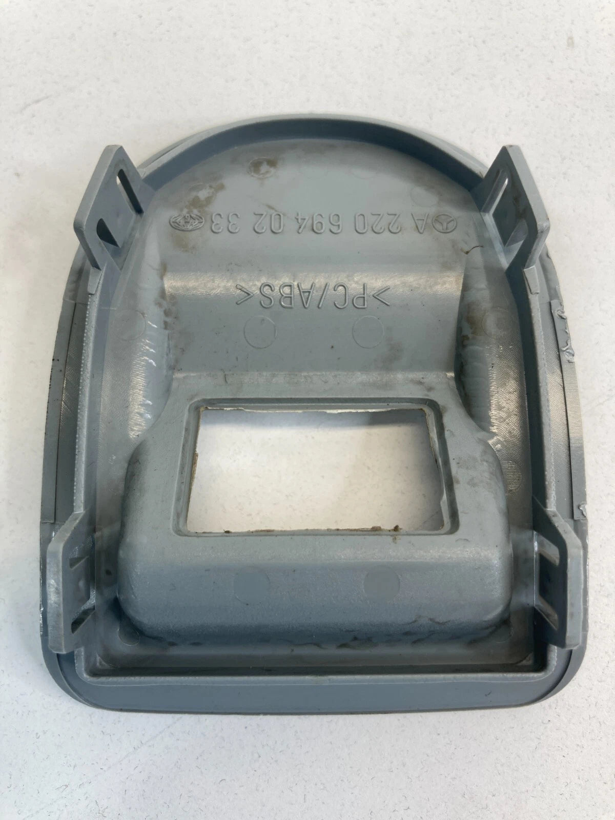 00-06 MERCEDES-BENZ S500 LEFT CHILD SEAT SAFETY ANCHOR HOOK COVER A2206940233