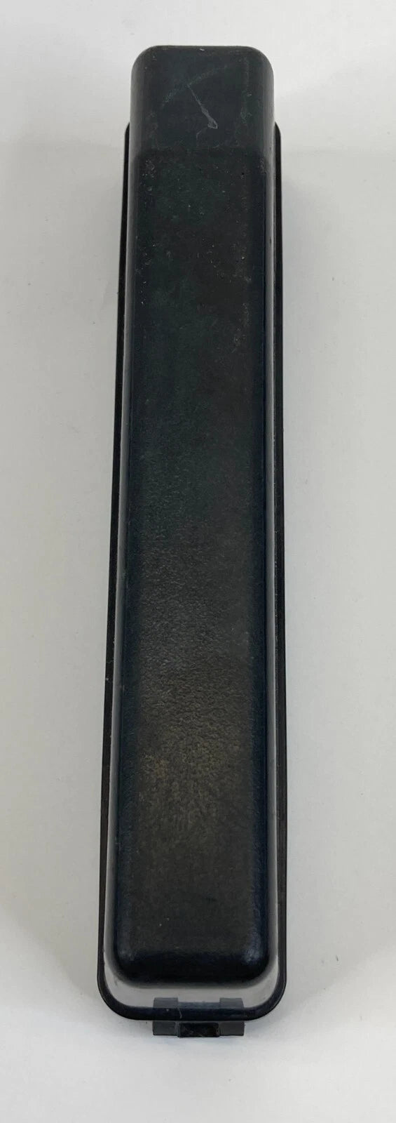 04-12 MITSUBISHI GALANT 2.4L AT ENGINE RELAY BOX COMPARTMENT CAP COVER MR502417