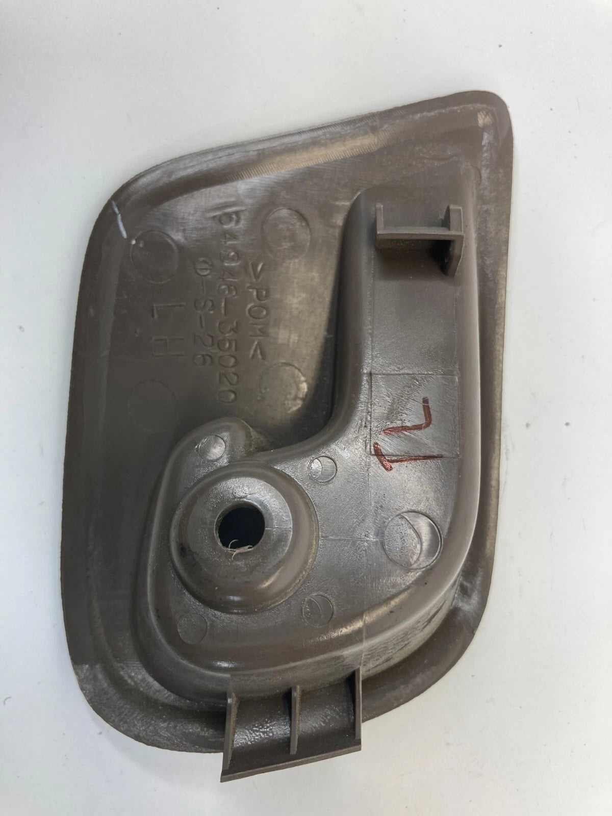 1996-2002 TOYOTA 4RUNNER REAR LEFT CARGO COVER HOOK HOLDER TRIM 64946-35020 OEM
