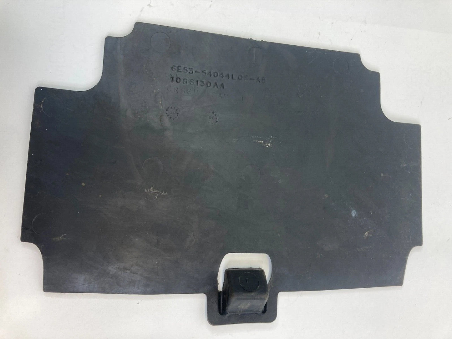 06-09 FORD FUSION CENTER DASH TOP RUBBER INSERT MAT LINER 6E5354044L06AB OEM