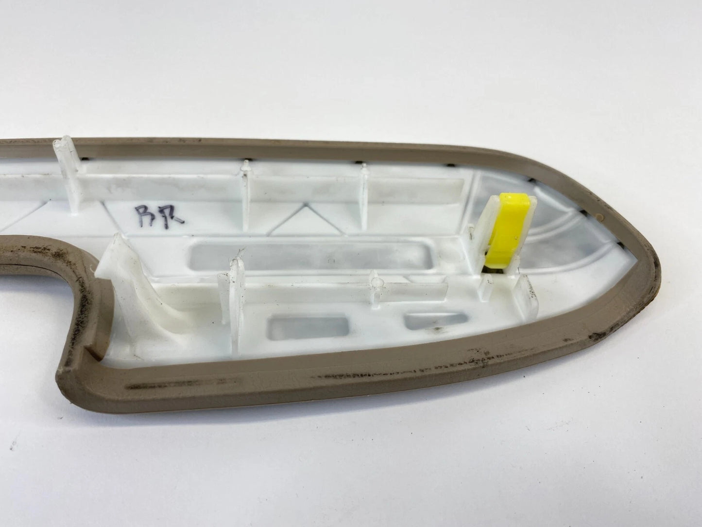 2003-2008 TOYOTA COROLLA REAR RIGHT DOOR PANEL ARMREST ARM REST BEZEL LID PAD