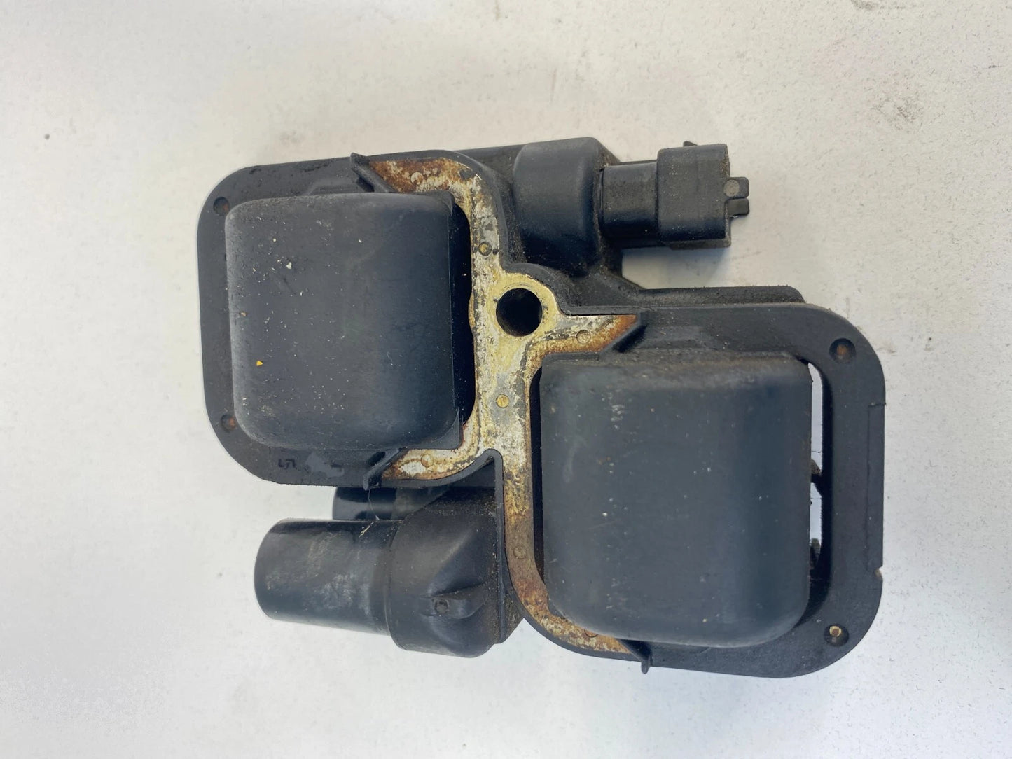 1999 2000 2001 2002 2003 MERCEDES-BENZ CLK430 4.3L AT IGNITION COIL 0221503035