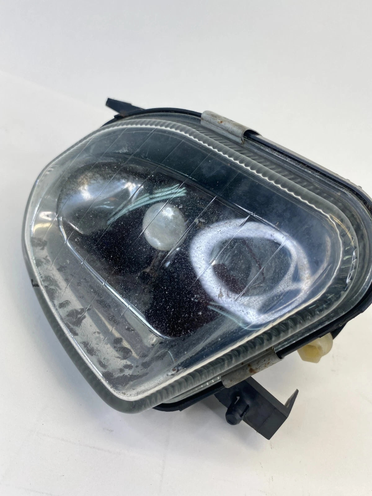 2003-2005 MERCEDES BENZ E320 FRONT LEFT DRIVER SIDE FOG LIGHT LAMP 154825-00 OEM
