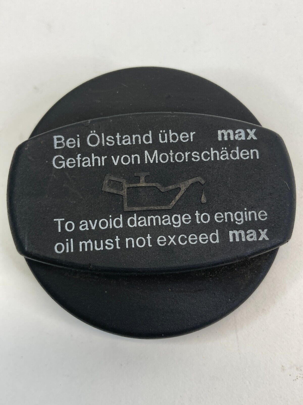 1994-2009 Mercedes-Benz E320 3.2L V6 Engine Oil Filler Fluid Cap Cover Lid OEM