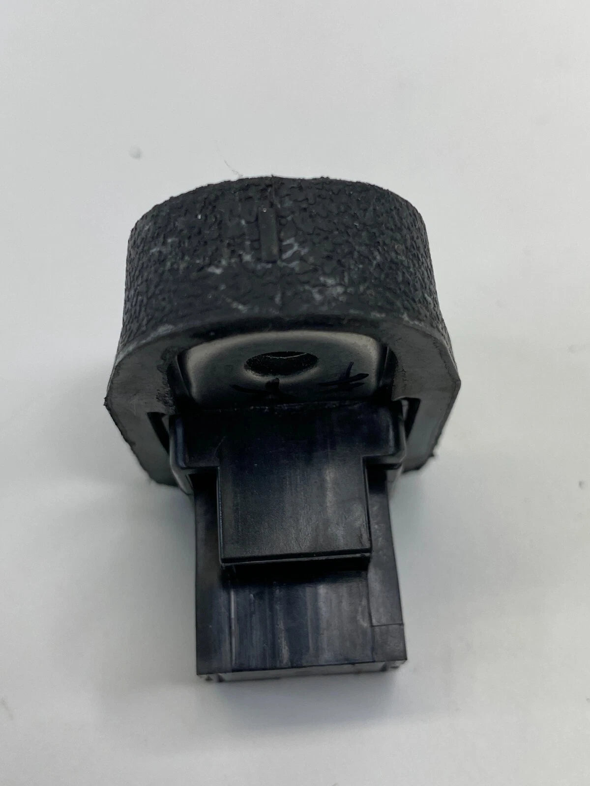 2000-2012 NISSAN SENTRA FRONT RIGHT DOOR JAMB AJAR SWITCH SENSOR JAMB SWITCH OEM
