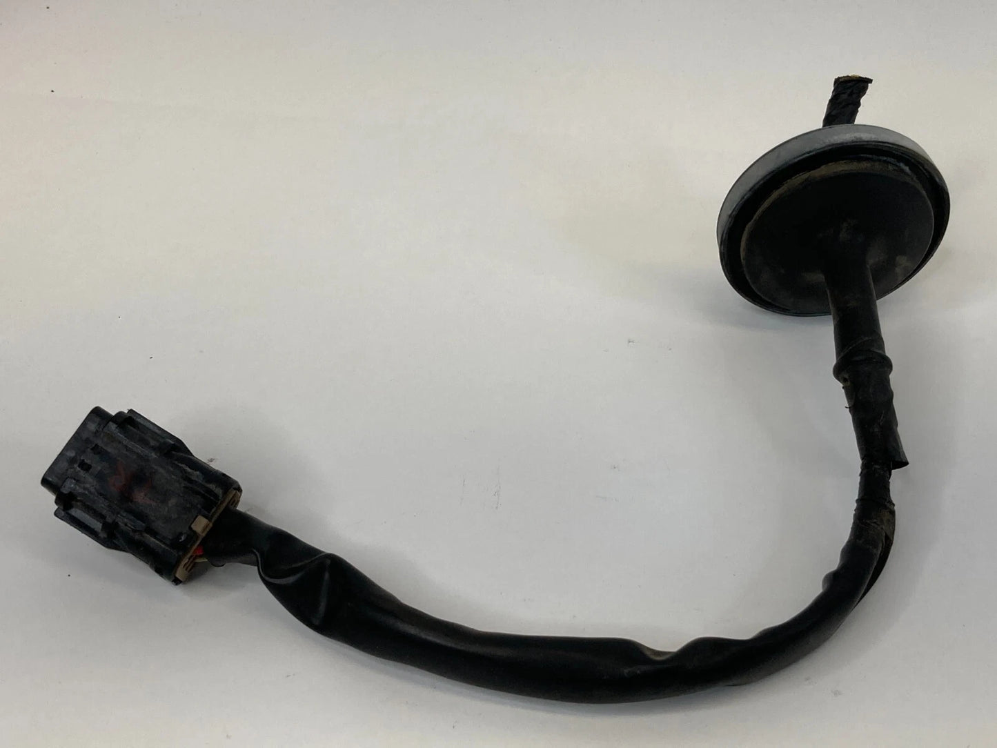 2005-2008 KIA SPORTAGE REAR RIGHT SIDE TAILLIGHT LAMP HARNESS WIRE 91734-H1000