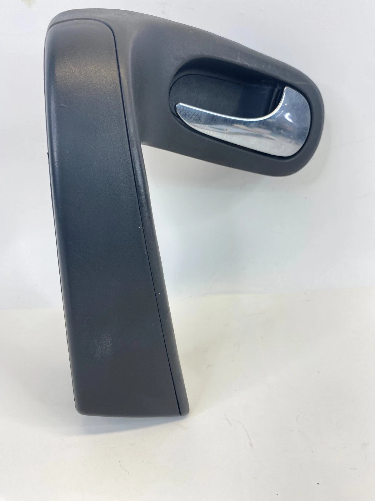 2008-2012 Buick Enclave Front Right Interior Door Grab Pull Handle OEM