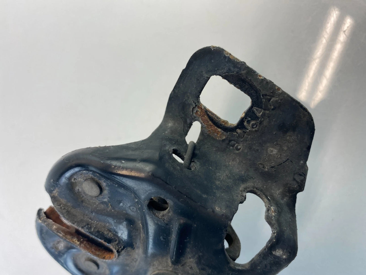 2008-2015 RAM C/V 08-16 TOWN & COUNTRY LATCH LOCK RELEASE ACTUATOR ASSEMBLY OEM