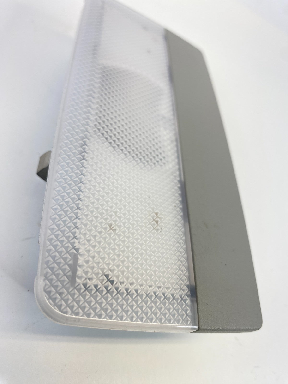 10-17 GMC Terrain Equinox Rear Center Roof Dome Map Lamp Light 316627975 OEM