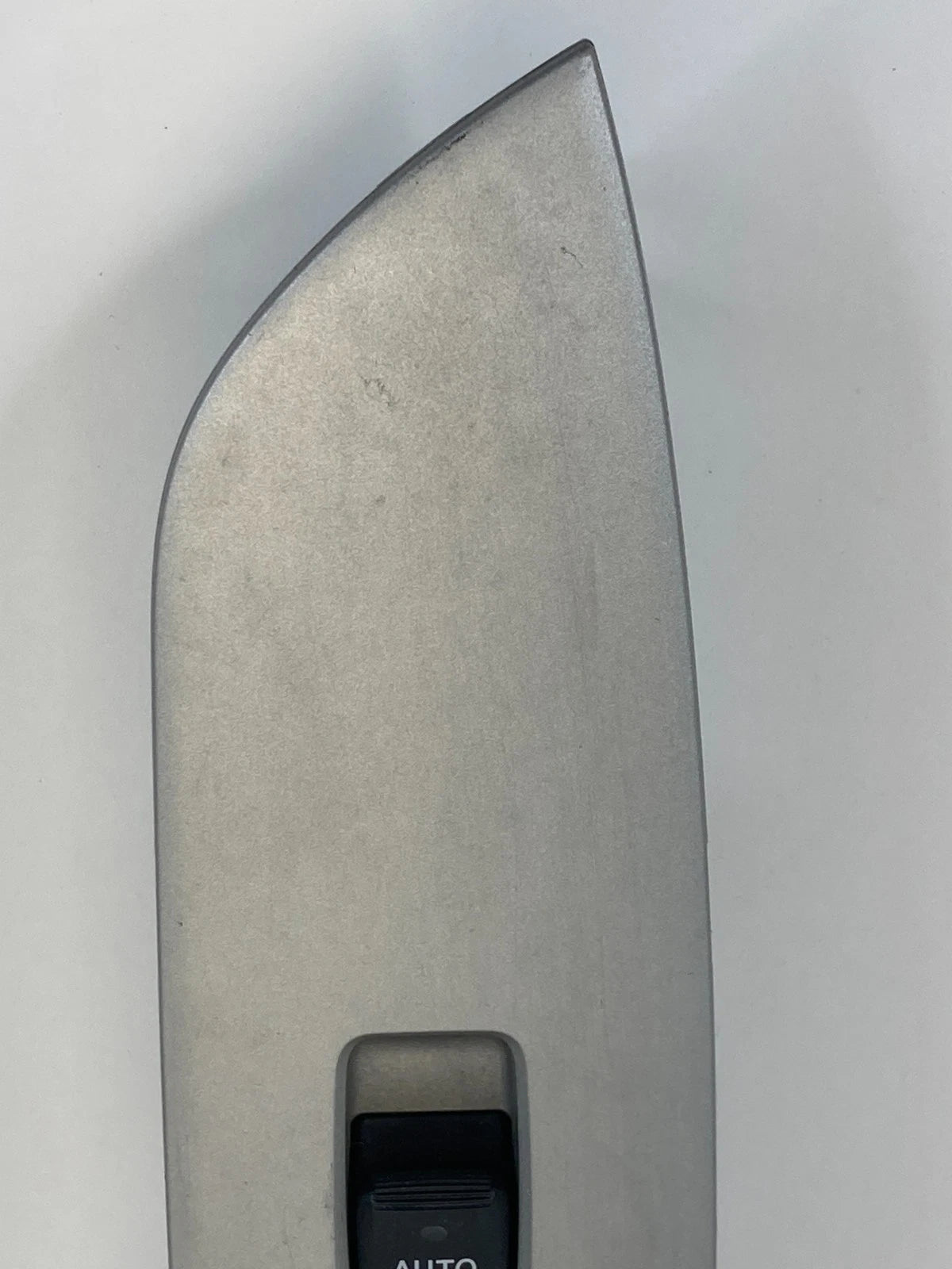 07-09 LEXUS RX350 04-06 RX330 REAR RIGHT DOOR WINDOW CONTROL SWITCH 84030-0E010