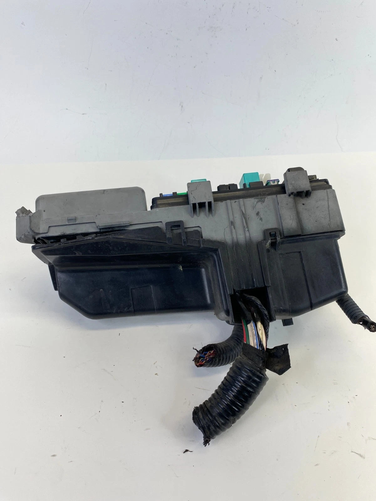 2005-2007 HONDA ODYSSEY 3.5L V6 ENGINE COMPARTMENT FUSE RELAY JUNCTION BLOCK OEM