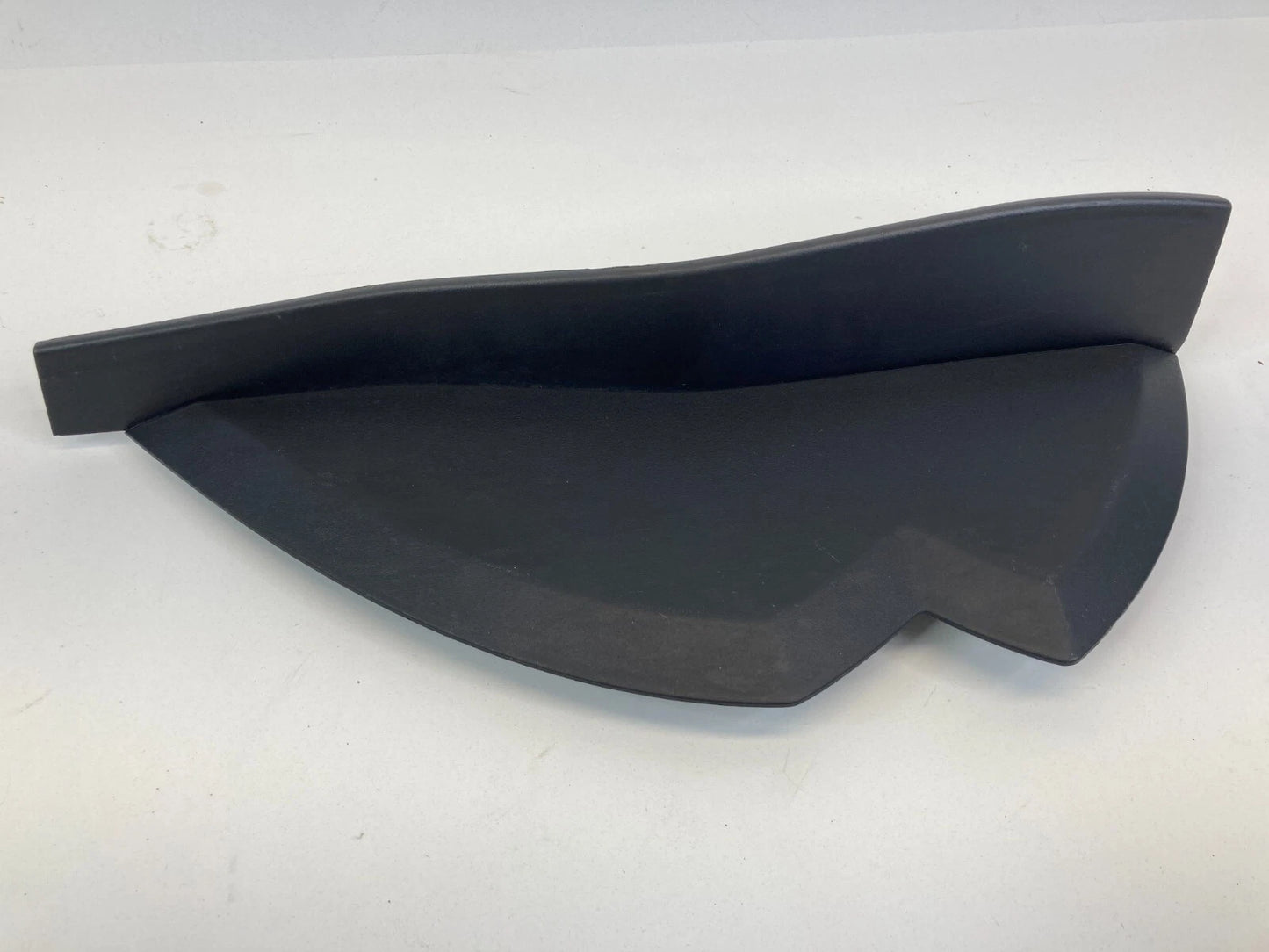 2007-2013 MITSUBISHI OUTLANDER DASH LEFT DRIVER SIDE END CAP COVER 8002A055ZZ