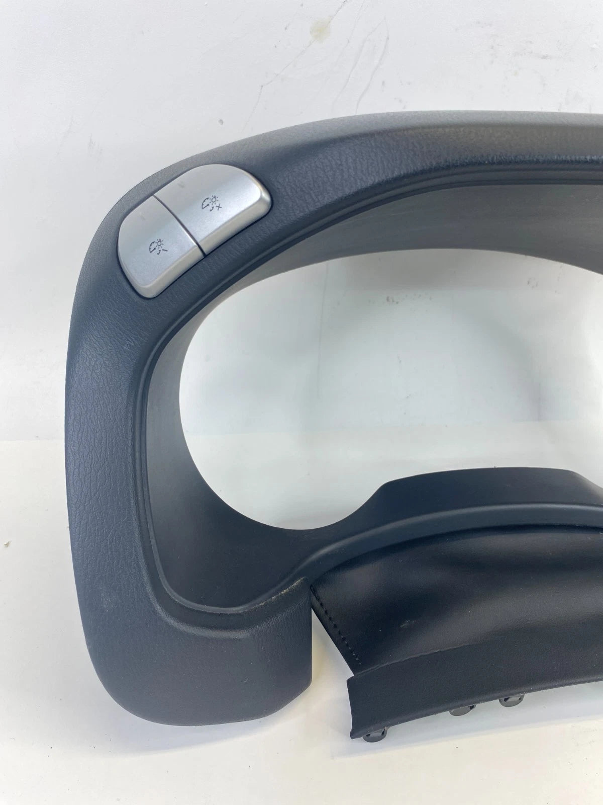 2013-2020 NISSAN PATHFINDER DASH CLUSTER SPEEDOMETER BEZEL TRIM 68240-3KA0A OEM