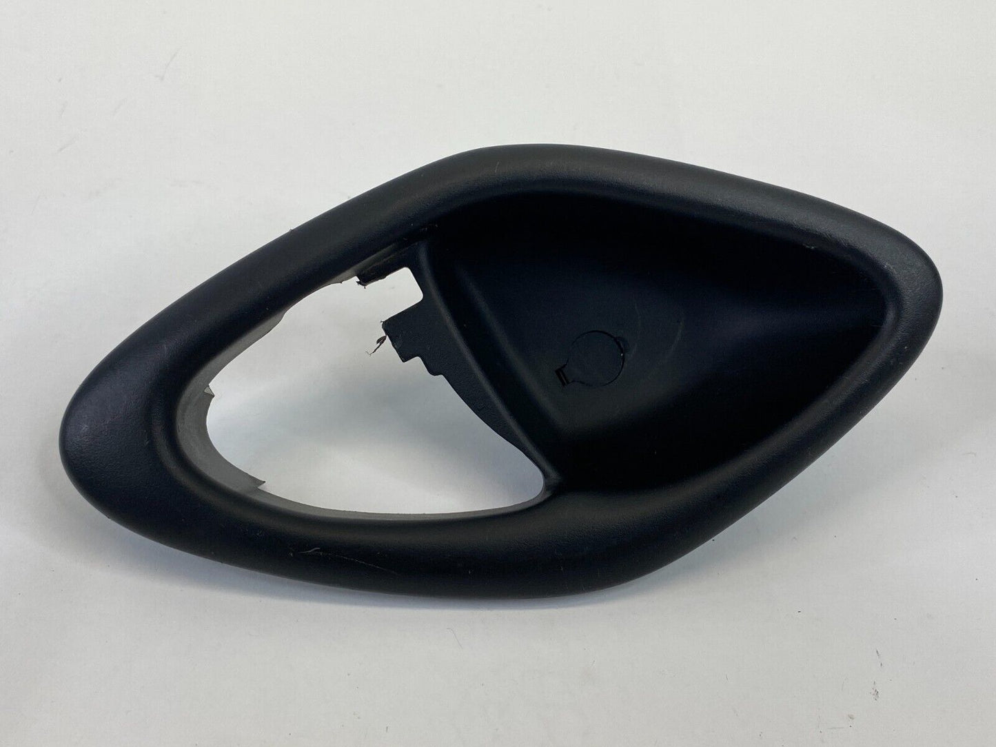 2001-2007 Ford Escape Rear Right Back Side Interior Door Handle Cover Trim Bezel