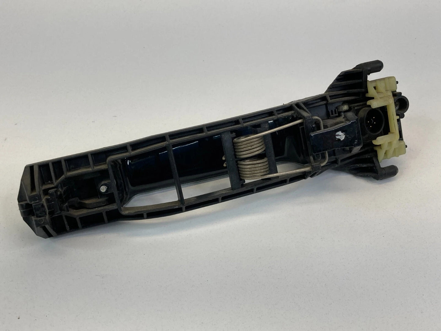 99-03 MERCEDES-BENZ CLK430 CONVERTIBLE RIGHT PASSENGER DOOR EXTERIOR DOOR HANDLE
