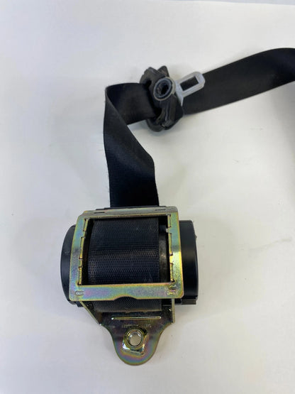 2001-2005 BMW 325I 325XI FRONT LEFT DRIVER SEAT BELT RETRACTOR 7009857 OEM