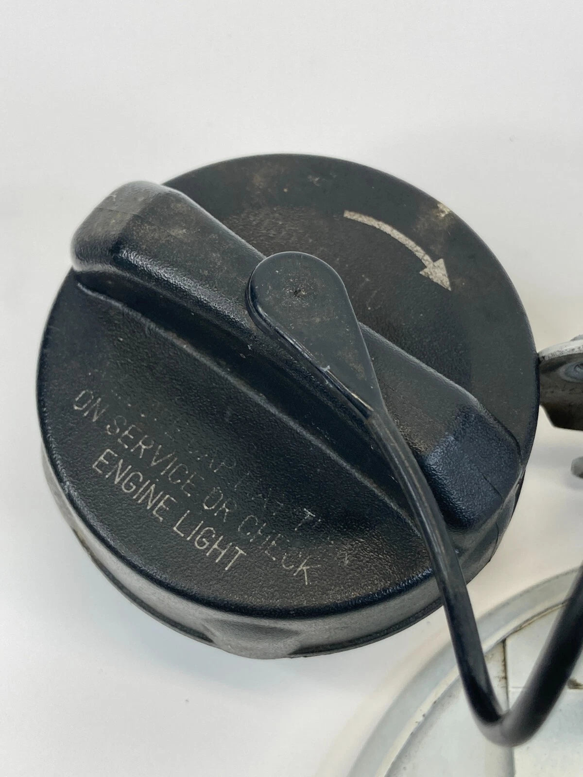 2009-2020 DODGE JOURNEY FUEL FILLER DOOR GAS TANK CAP LID 05076926AC OEM