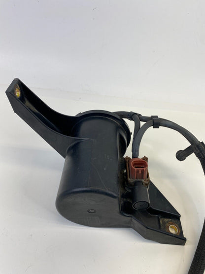 2002-2006 Suzuki XL-7 Vacuum Purge Solenoid Fuel Valve Vapor Canister OEM