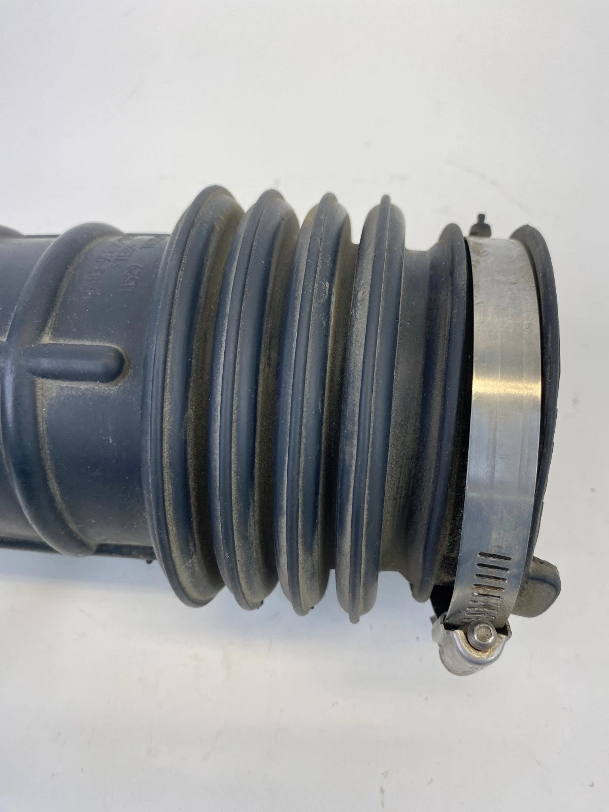 13-19 Ford Police Interceptor 3.5L Air Cleaner Intake Hose Duct DA83-9F805-DA