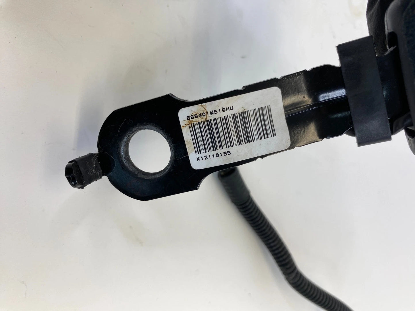 12-17 KIA RIO FRONT RIGHT PASSENGER SIDE SEAT BELT BUCKLE ASSY 88840-1W510HU OEM