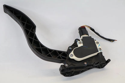 2012-2020 CHEVROLET SONIC 1.8L GAS ACCELERATOR PEDAL ASSEMBLY 96858781 OEM