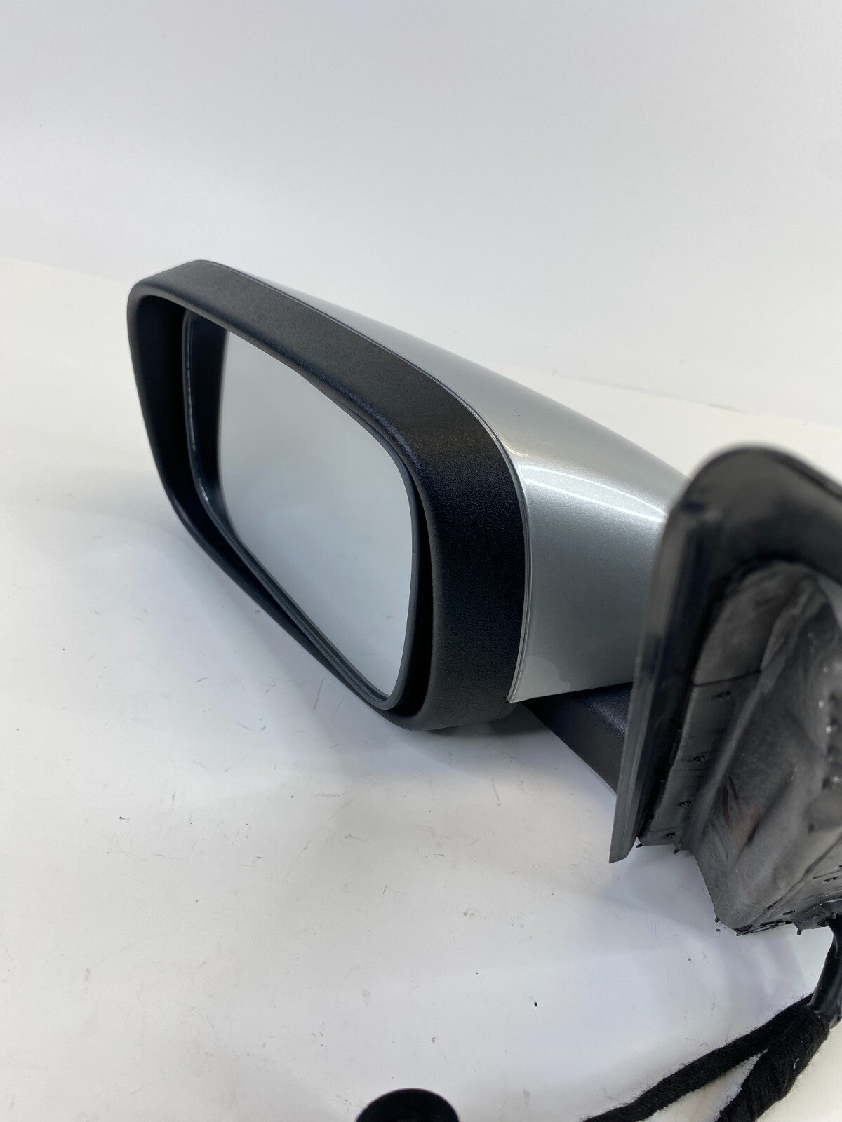 04-06 Volvo S40 Left Driver Side View Power Door Mirror W/ Turn Signal 30674980