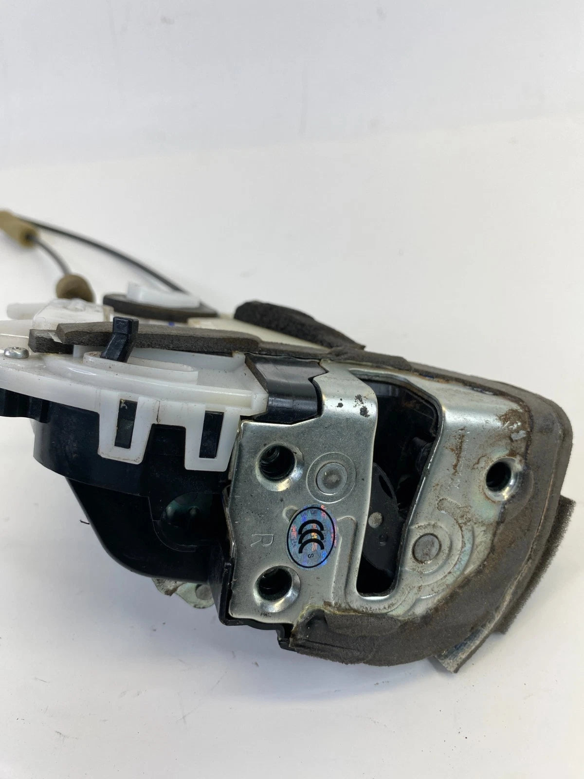 2010 11 12 2013 TOYOTA PRIUS REAR RIGHT SIDE BACK DOOR LOCK LATCH ACTUATOR OEM