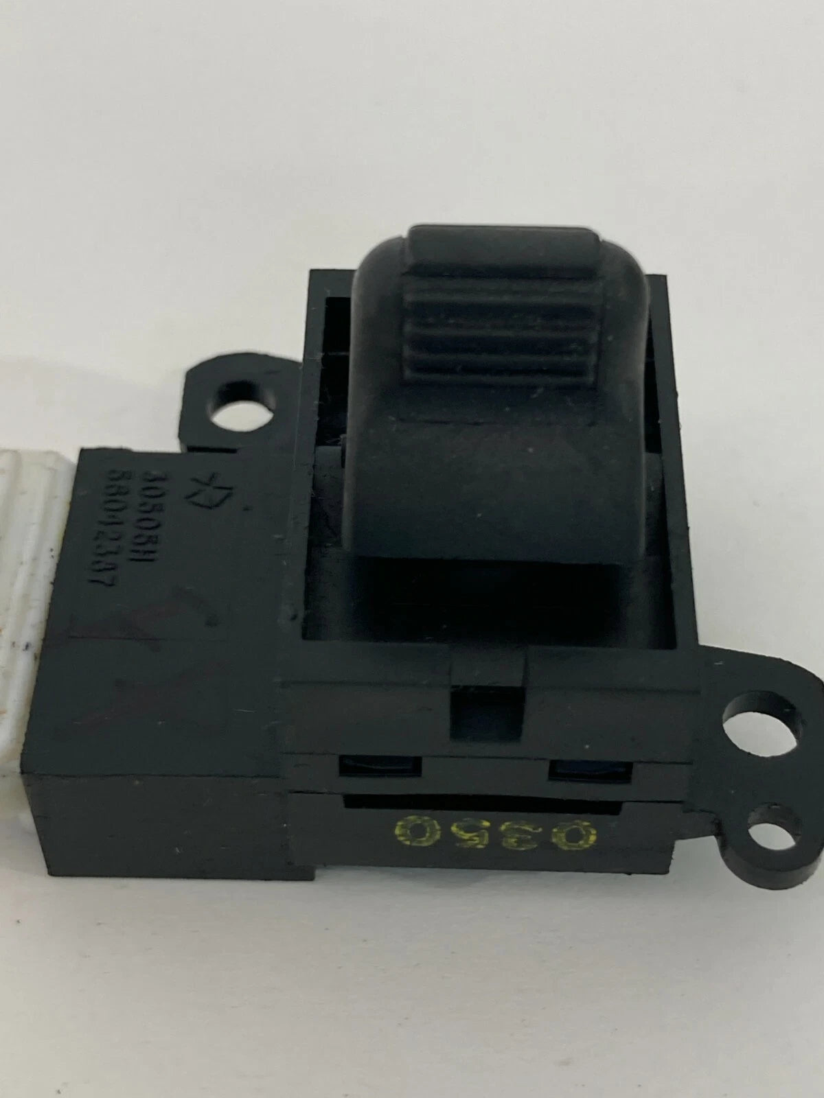 96-01 JEEP GRAND CHEROKEE FRONT PASSENGER SIDE SEAT CONTROL SWITCH UNIT RH OEM