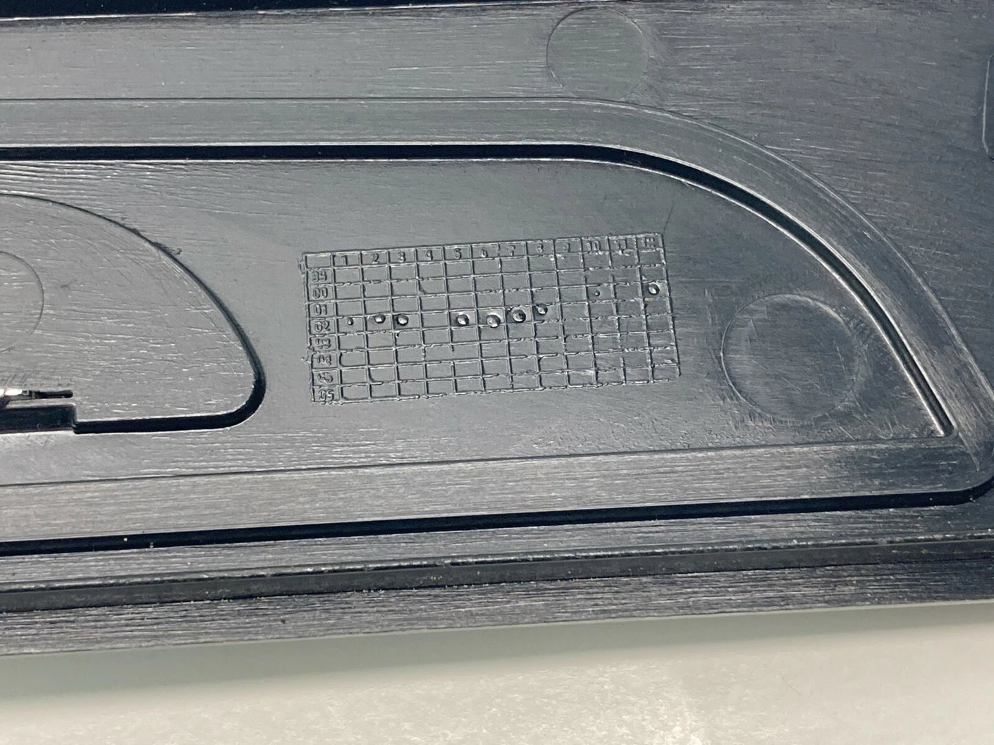 2002-2005 BMW 745LI REAR RIGHT SIDE DOOR SILL SCUFF STEP PLATE PANEL 7007398