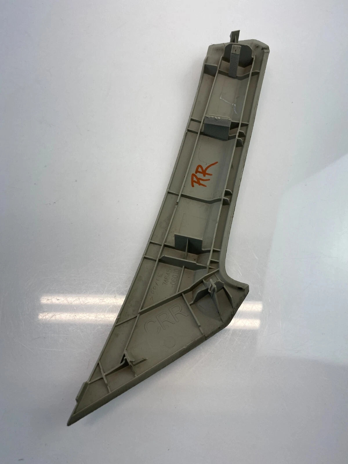 07-11 TOYOTA CAMRY REAR RIGHT SIDE INTERIOR DOOR HANDLE COVER 74645-06010 OEM