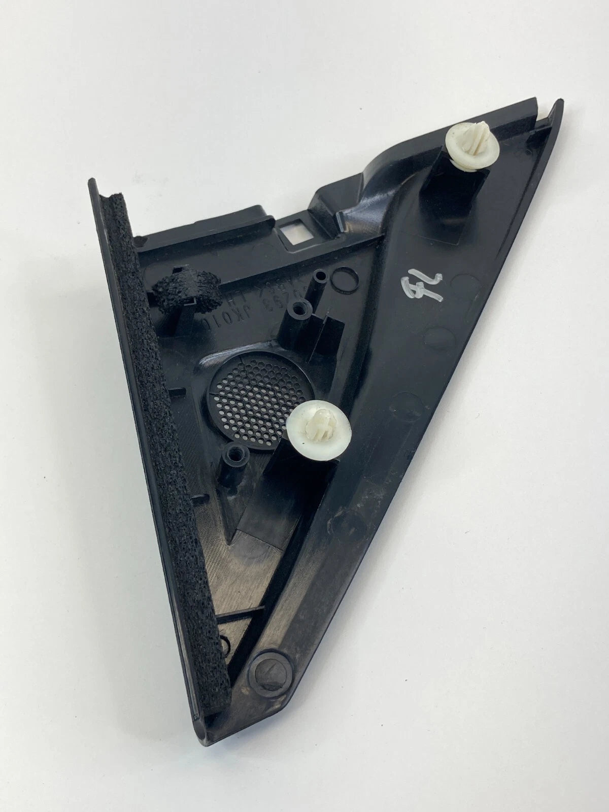 09-13 INFINITI G37 SEDAN FRONT LEFT DOOR TWEETER CORNER COVER TRIM 80293-JK010