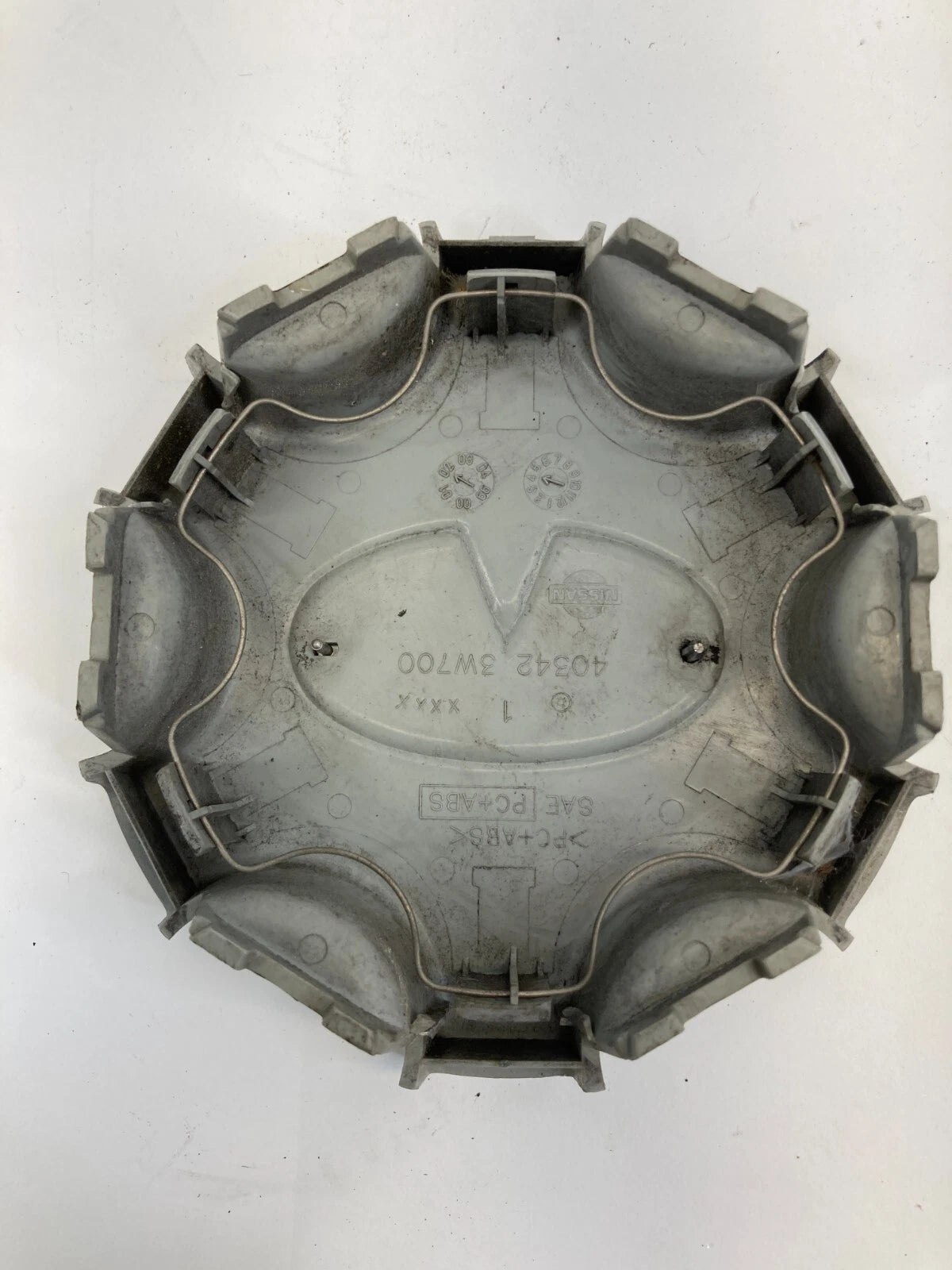 2001 2002 2003 INFINITI QX4 WHEEL RIM HUBCAP CENTER CAP HUB CAP 40342-3W700 OEM