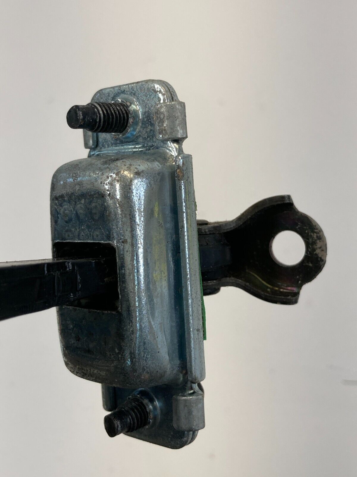 2007 2008 2009 Hyundai Santa Fe Door Check Stop Stopper Detent OEM