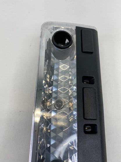 2004-2010 BMW X3 ROOF OVERHEAD CONSOLE DOME MAP LIGHT OEM
